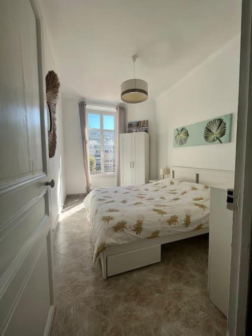 2 Pieces Cocooning Pres Du Port/gare Riquier Appartement Nice